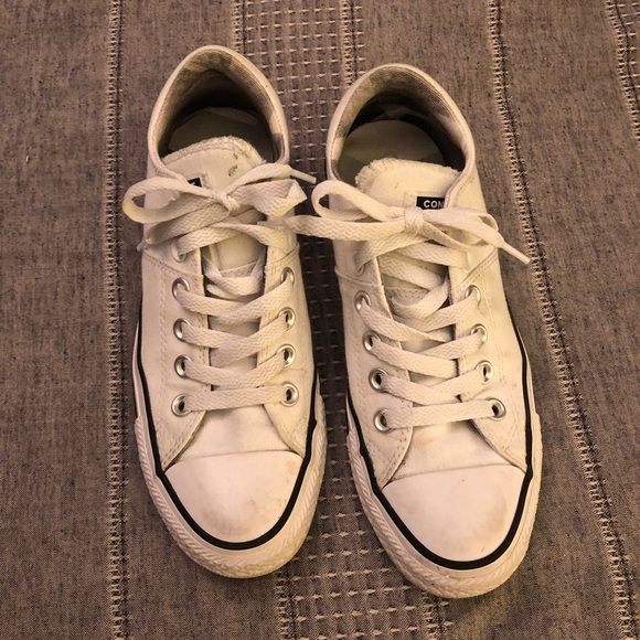 Converse Chuck Taylor All Stars FREE SHIPPING - Picture 1 of 2